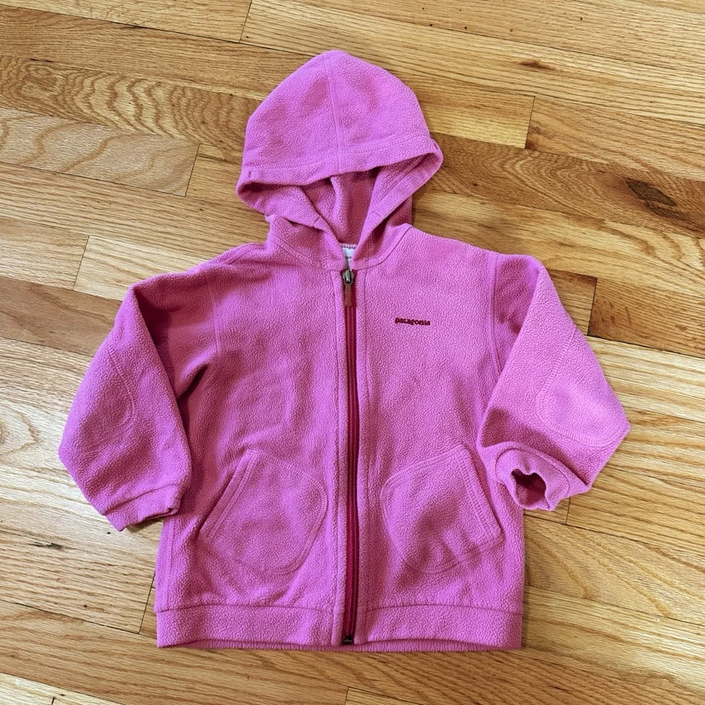 Patagonia Kids Pink Fleece Zip Hooded Jacket size 3T - Picture 5 of 9